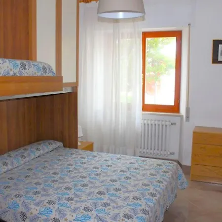 Trilo Luigi Apartmán Sirolo
